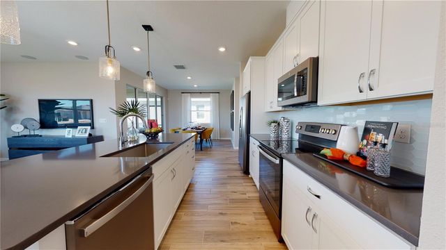 2542 29TH LANE E, Palmetto, FL 34221