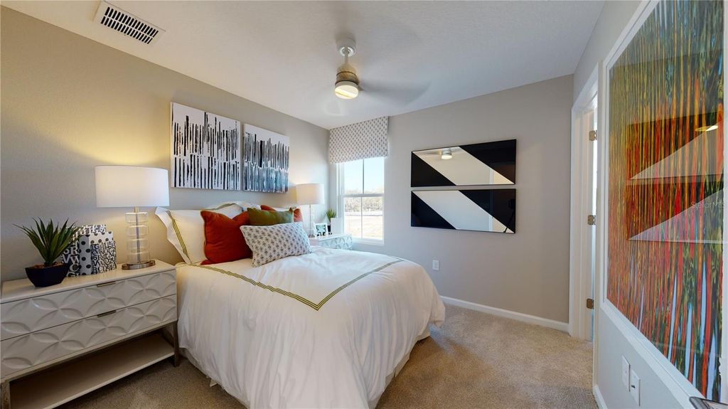 Image 6 of property listing at 2542 29TH LANE E, Palmetto, FL 34221