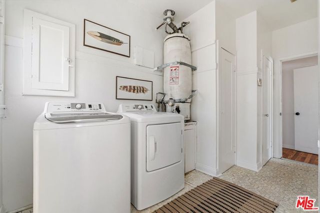 5513 S Mullen Avenue, Los Angeles, CA 90043