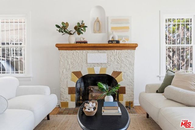 5513 S Mullen Avenue, Los Angeles, CA 90043