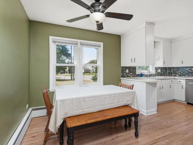 125 Elm Drive, Carver, MN 55315