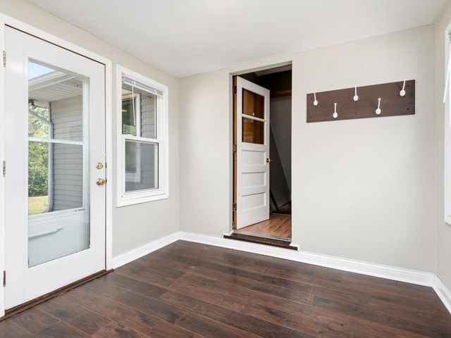 125 Elm Drive, Carver, MN 55315