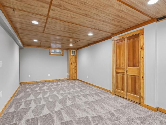 125 Elm Drive, Carver, MN 55315