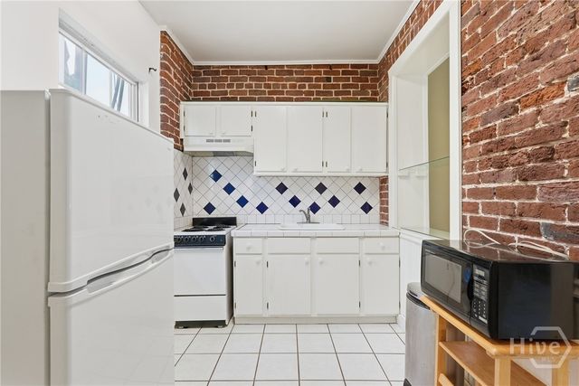 350 Barnard Street, Savannah, GA 31401