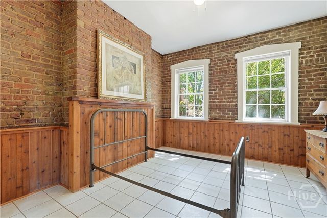 350 Barnard Street, Savannah, GA 31401