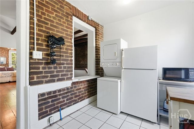 350 Barnard Street, Savannah, GA 31401