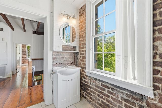 350 Barnard Street, Savannah, GA 31401