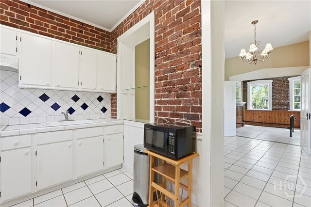 350 Barnard Street, Savannah, GA 31401