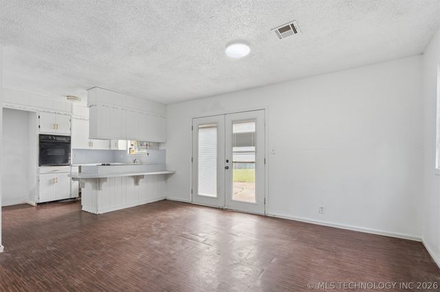 263 Wisteria Street, Lone Grove, OK 73443