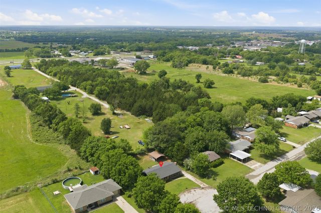 263 Wisteria Street, Lone Grove, OK 73443