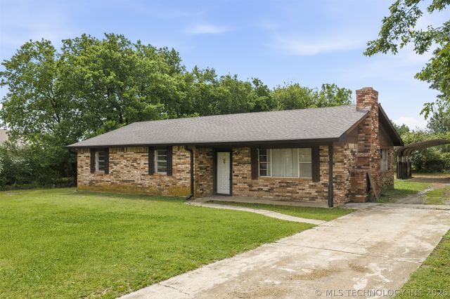 263 Wisteria Street, Lone Grove, OK 73443
