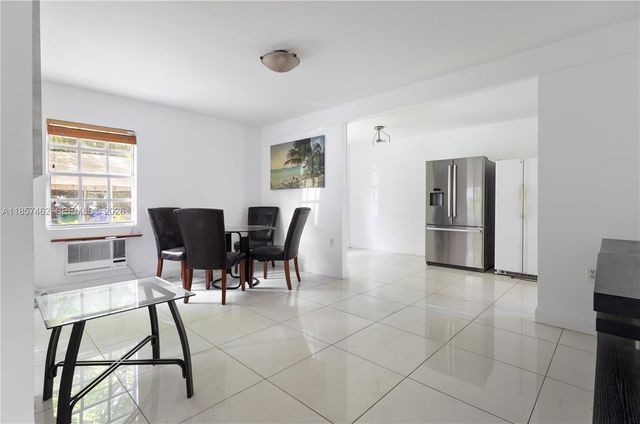 2367 SW 19th Street, Miami, FL 33145
