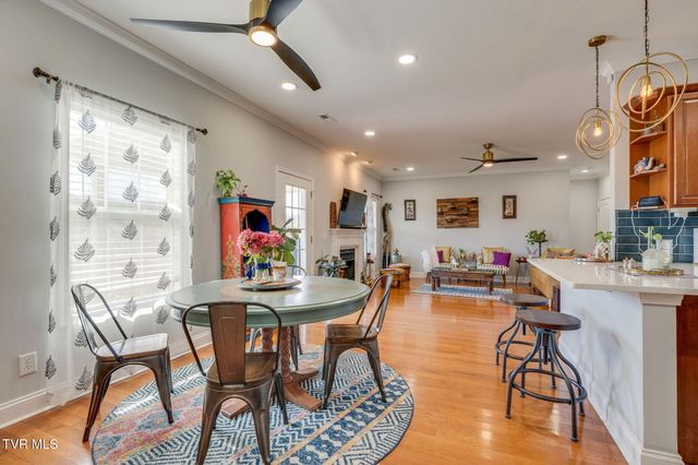 121 Springwinds Loop, Johnson City, TN 37601