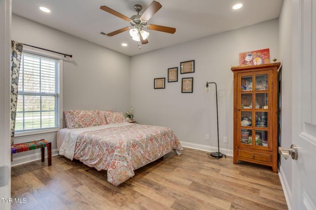 121 Springwinds Loop, Johnson City, TN 37601