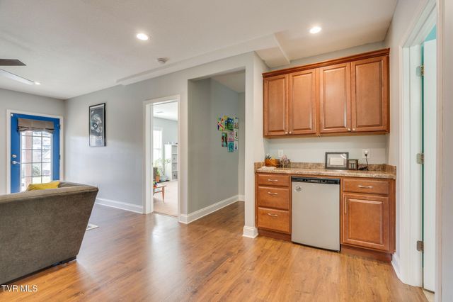 121 Springwinds Loop, Johnson City, TN 37601