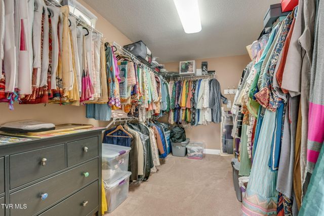 121 Springwinds Loop, Johnson City, TN 37601