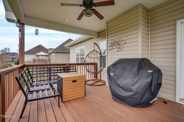 121 Springwinds Loop, Johnson City, TN 37601