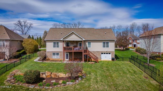 121 Springwinds Loop, Johnson City, TN 37601