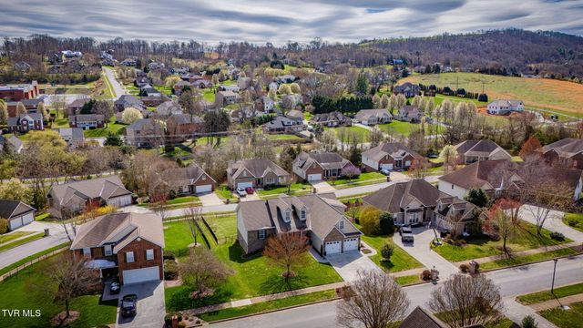 121 Springwinds Loop, Johnson City, TN 37601