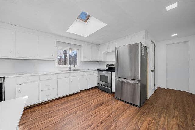 36 Whittier Rd, Haverhill, MA 01830
