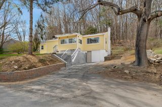 36 Whittier Rd, Haverhill, MA 01830