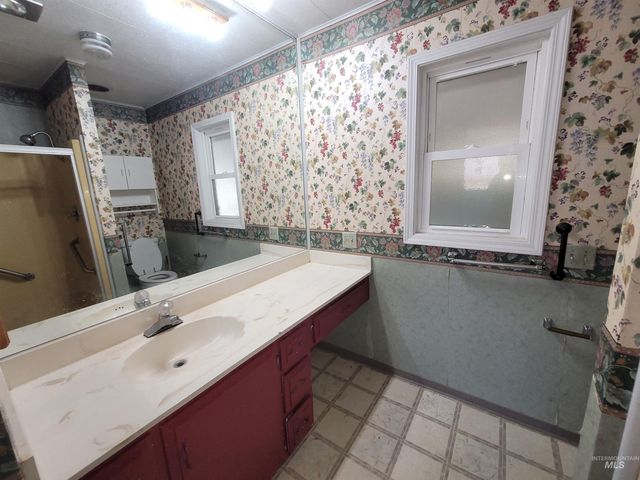 906 Hawthorne St., Lewiston, ID 83501