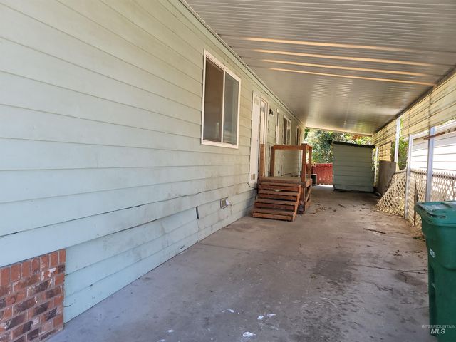 906 Hawthorne St., Lewiston, ID 83501