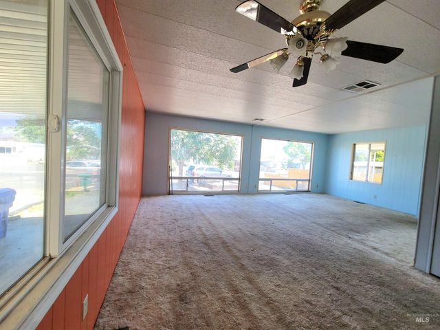 906 Hawthorne St., Lewiston, ID 83501