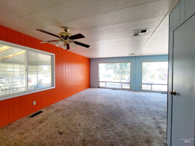 906 Hawthorne St., Lewiston, ID 83501