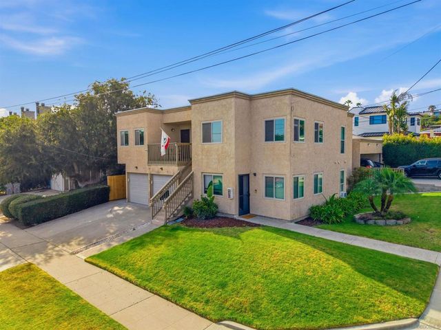 1676 Chalcedony St, San Diego, CA 92109