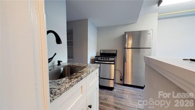 428 Hawthorne Lane 7, Charlotte, NC 28204