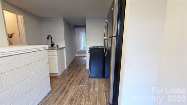428 Hawthorne Lane 7, Charlotte, NC 28204
