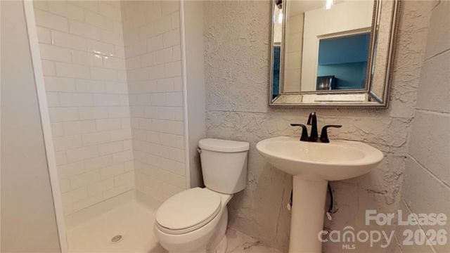 428 Hawthorne Lane 7, Charlotte, NC 28204