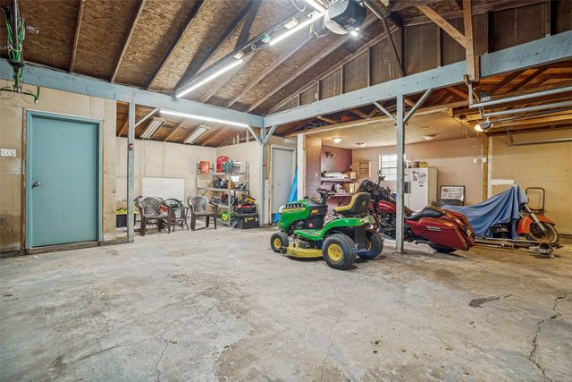 301 Darrell Road, Roanoke, TX 76262