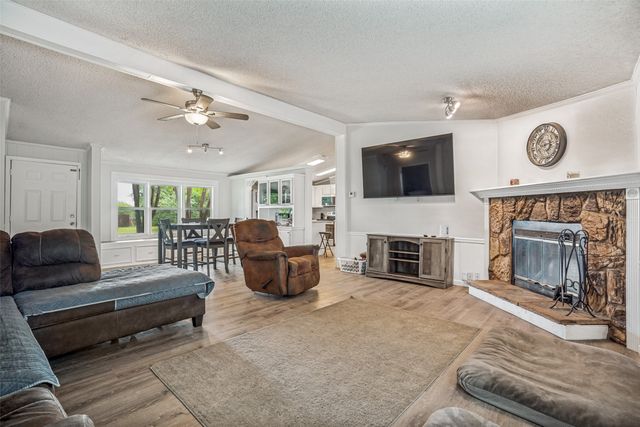 301 Darrell Road, Roanoke, TX 76262
