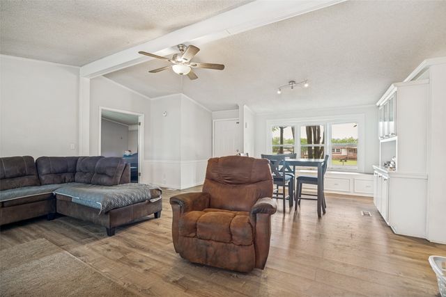 301 Darrell Road, Roanoke, TX 76262