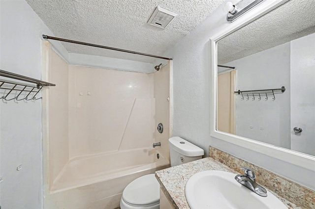 550 GOLDEN RAINTREE PLACE 550, Brandon, FL 33510