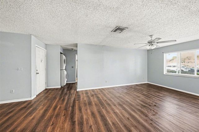 550 GOLDEN RAINTREE PLACE 550, Brandon, FL 33510