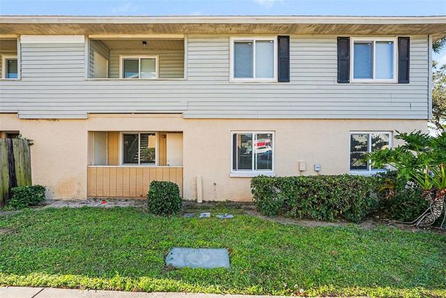 550 GOLDEN RAINTREE PLACE 550, Brandon, FL 33510