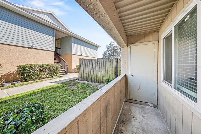 550 GOLDEN RAINTREE PLACE 550, Brandon, FL 33510