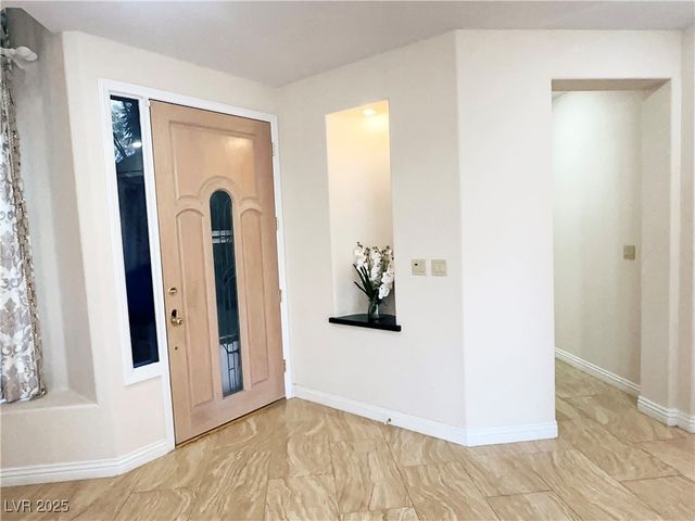 7829 Bermuda Dunes Avenue, Las Vegas, NV 89113