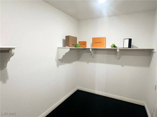 7829 Bermuda Dunes Avenue, Las Vegas, NV 89113