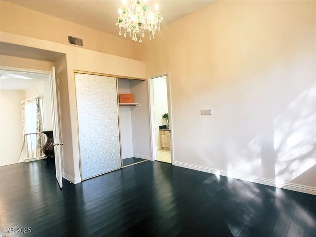 7829 Bermuda Dunes Avenue, Las Vegas, NV 89113