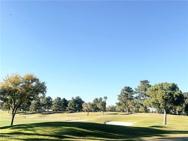 7829 Bermuda Dunes Avenue, Las Vegas, NV 89113