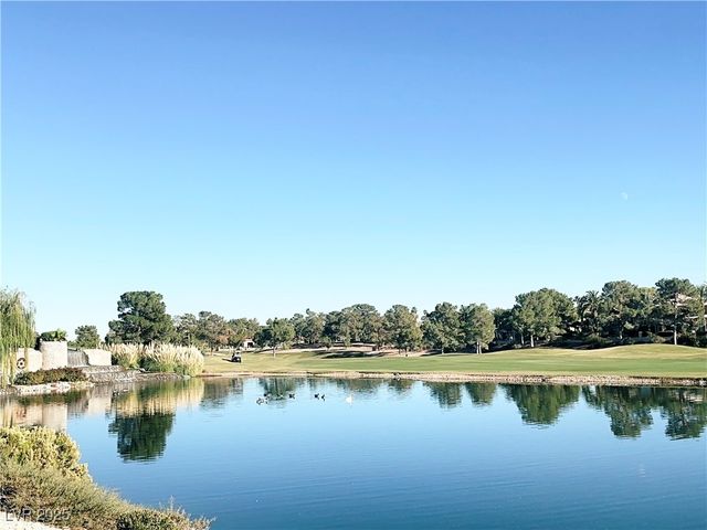 7829 Bermuda Dunes Avenue, Las Vegas, NV 89113