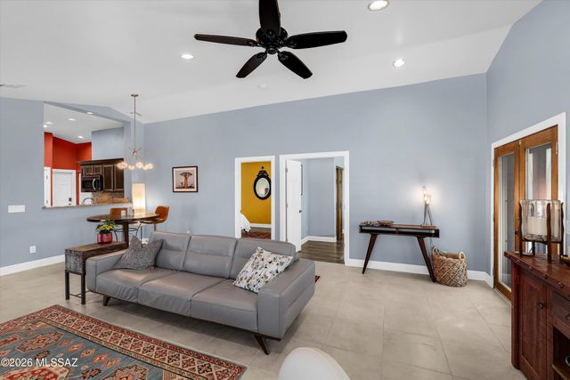 2152 E Tabular Place, Oro Valley, AZ 85755