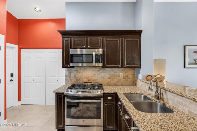 2152 E Tabular Place, Oro Valley, AZ 85755