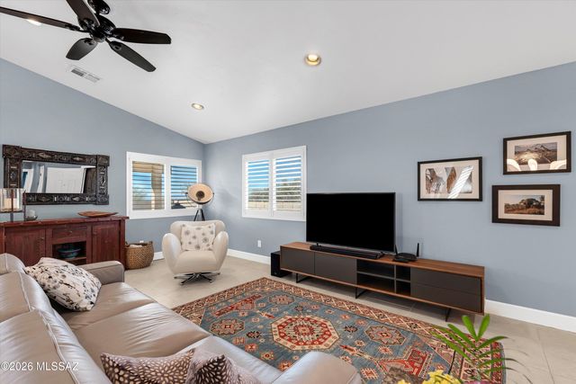 2152 E Tabular Place, Oro Valley, AZ 85755