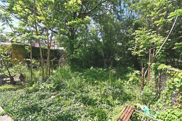 320 JACKSONIA ST, Central North Side, PA 15212