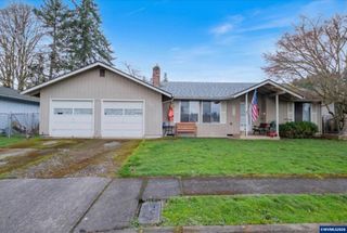 1360 Sunset Ln, Sweet Home, OR 97386